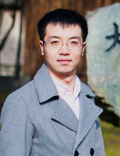 賈 玉龍さん