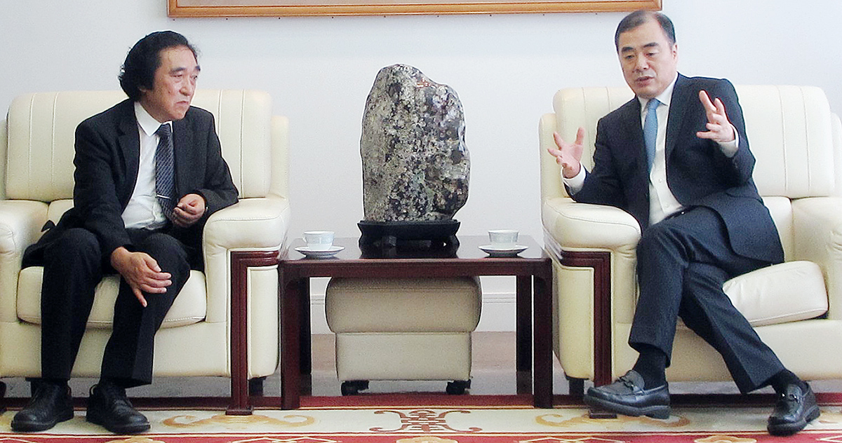 井上久士会長と孔鉉佑駐日大使との対談